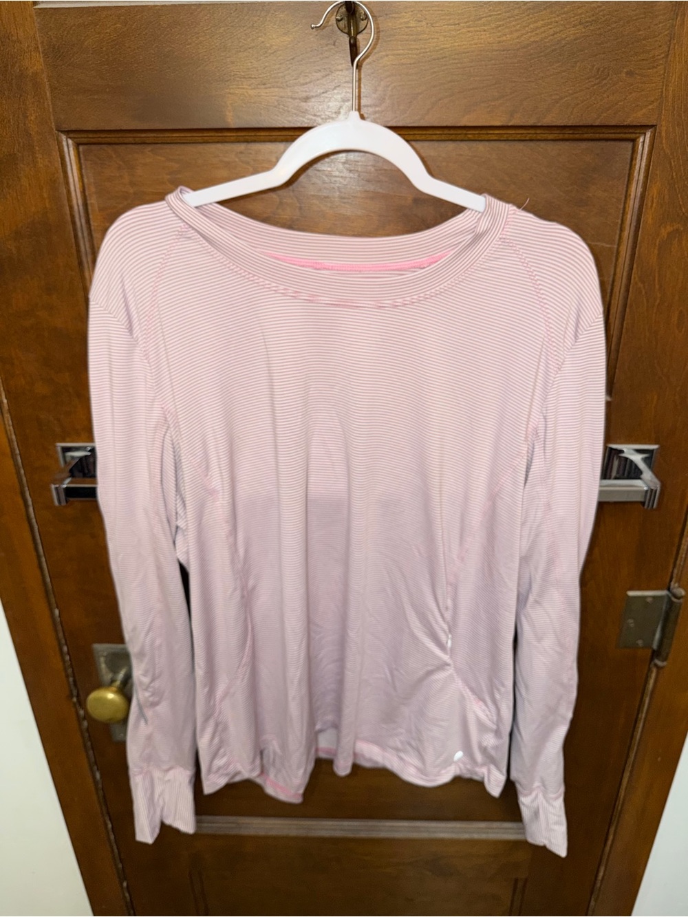Women’s infinity long sleeve scrub top
